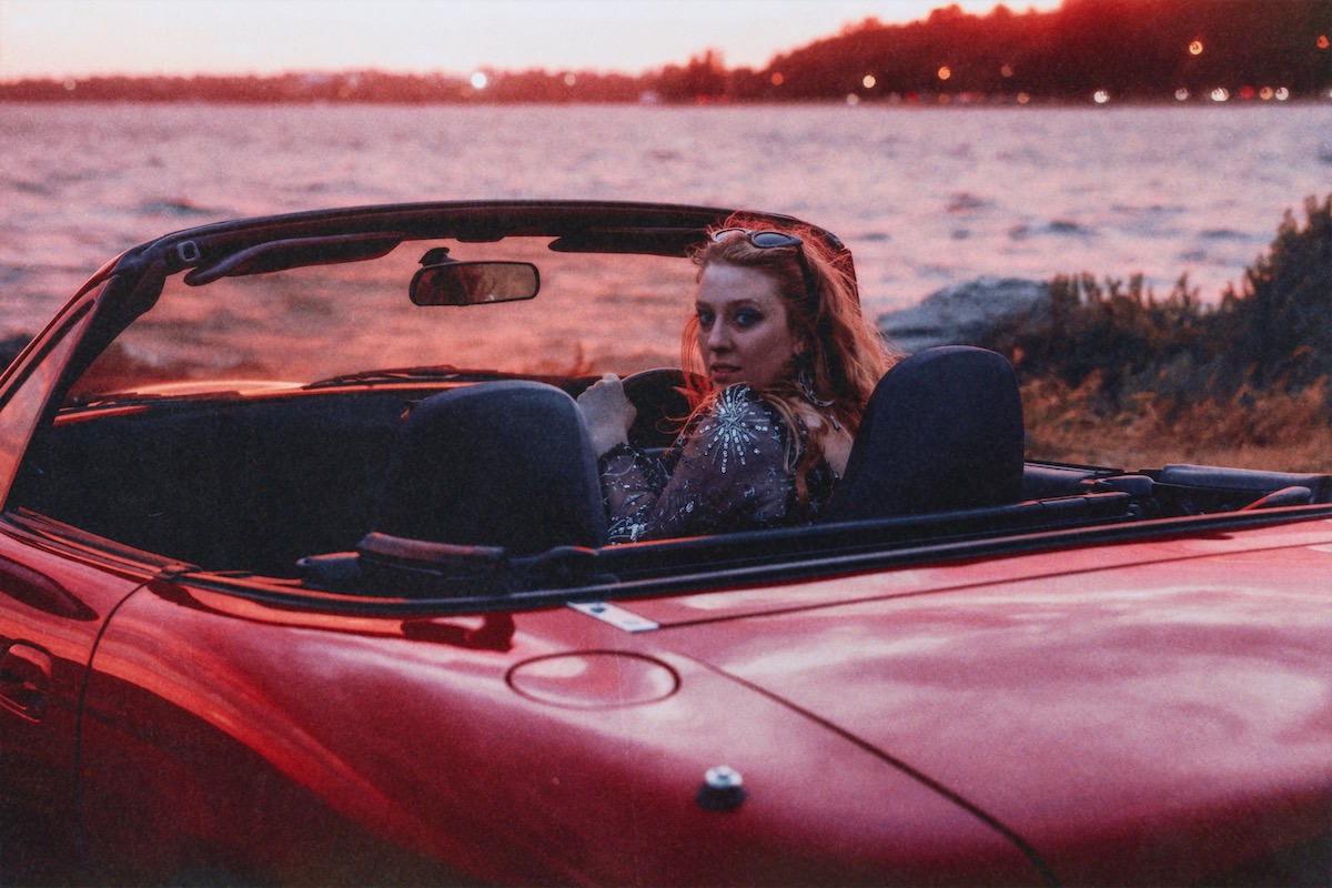 Joan & The Giants © 2024