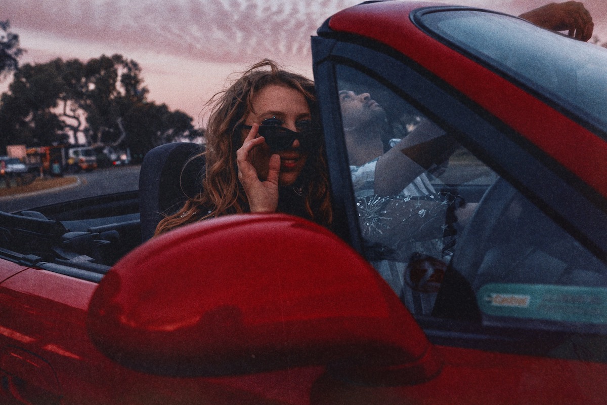 Joan & The Giants © 2024