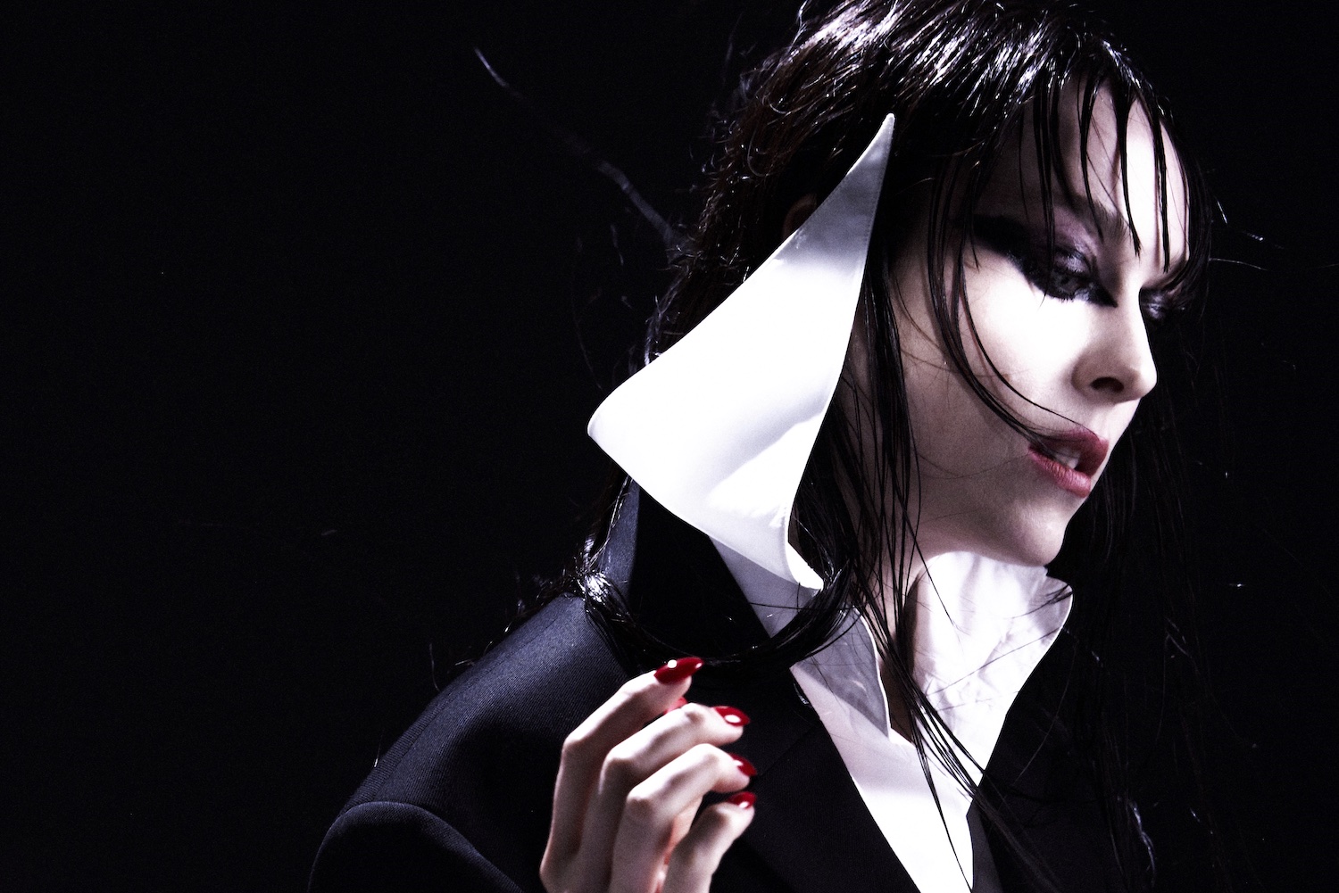 トゥアレグ　アリス The Return, Rebirth, and Resurrection of Allie X - Atwood Magazine