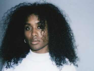 He's in love: Jelani Aryeh © Silken Weinberg