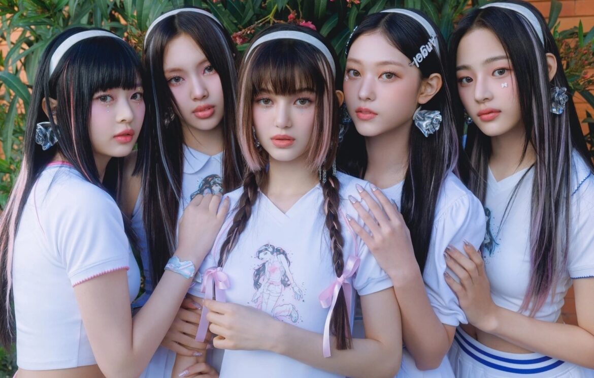 NewJeans Get Up © ADOR / HYBE