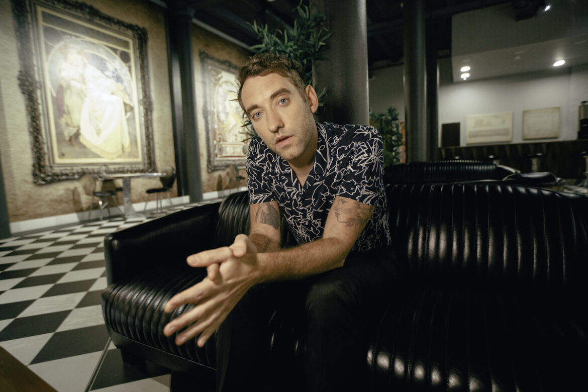 BANNERS © Marieke Macklon