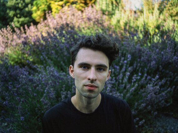 Luke Francis © Jake Gombis