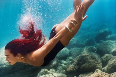 Dua Lipa 'Radical Optimism' © Tyrone Lebon