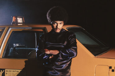 Isaac Dunbar 'Beep Beep Repeat' © Thom Kerr