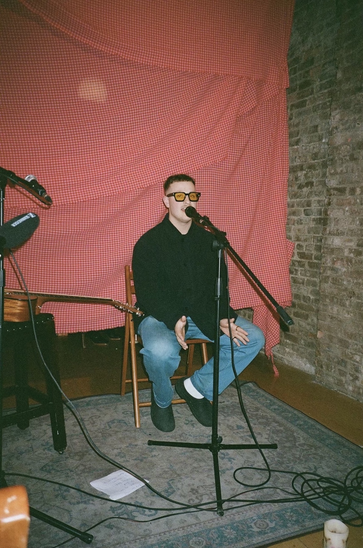 Noah Berghammer introduces STFU Night 1