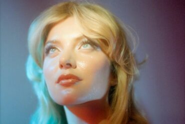 Ava Vegas "Saddest Disco Girl" © Izzy Offer