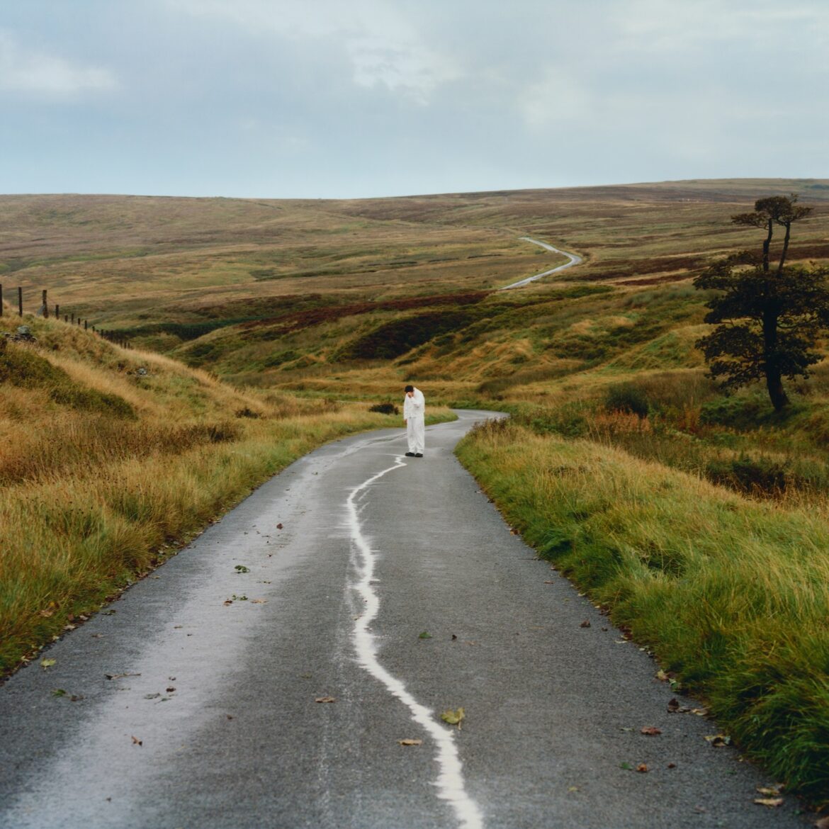 Jordan Rakei Spouse “Humans in a room”: Jordan Rakei Embraces the Journey of Life in Fifth ...