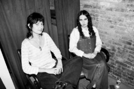 Torri Weidinger and Hannah Hill at STFU Night 1 © Noah Berghammer