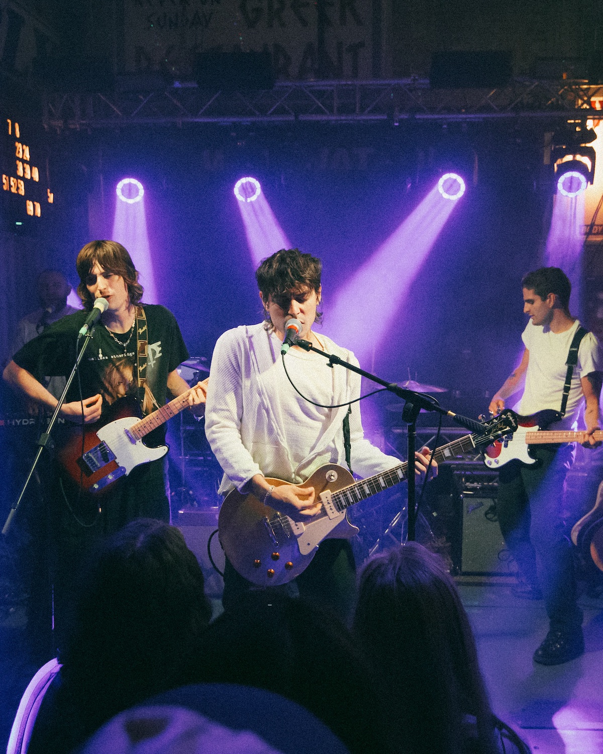 Cry Baby © Alec Ilstrup