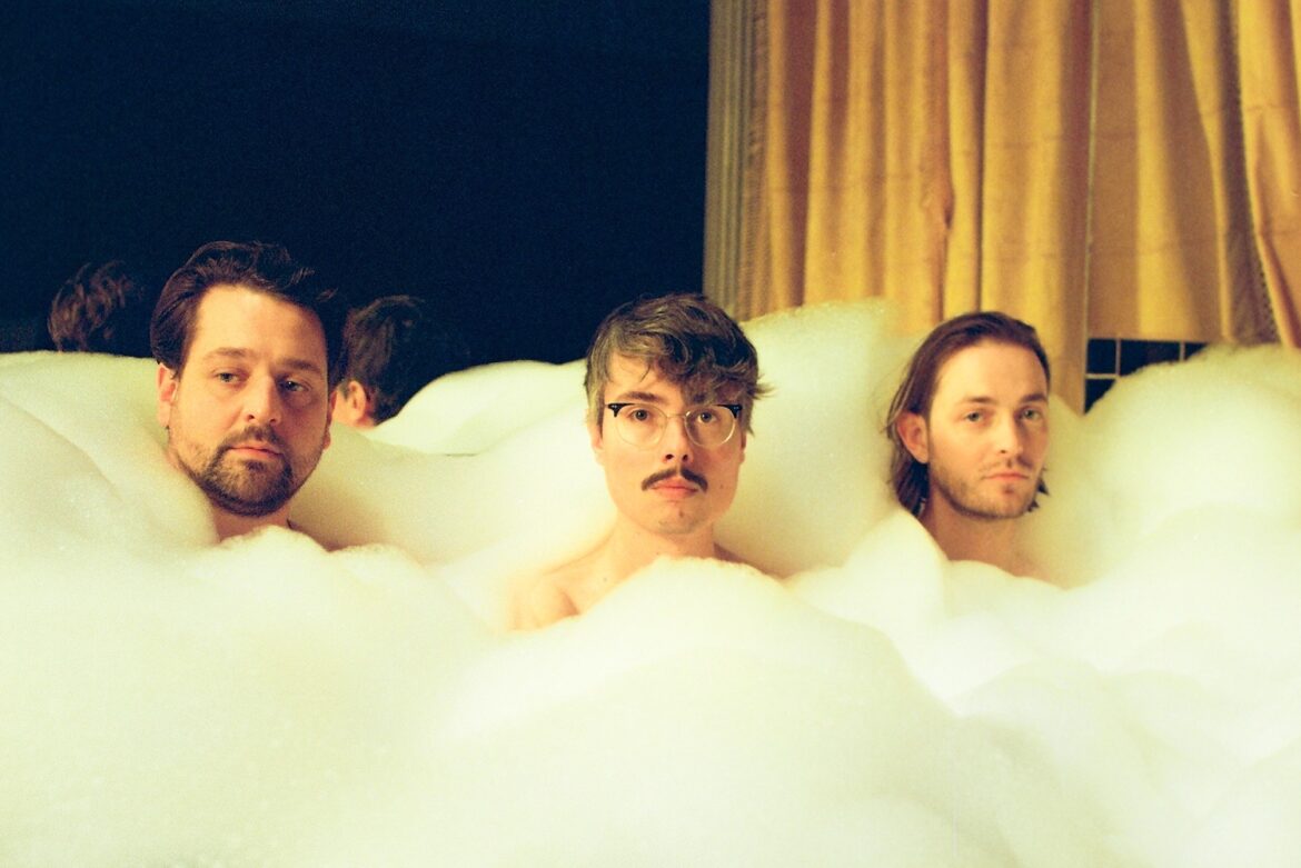 Joywave 'Permanent Pleasure' © Grant Spanier