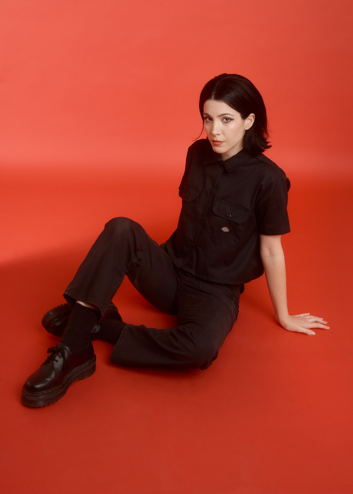 Luna Shadows 'bathwater' © Lauren Sotelo