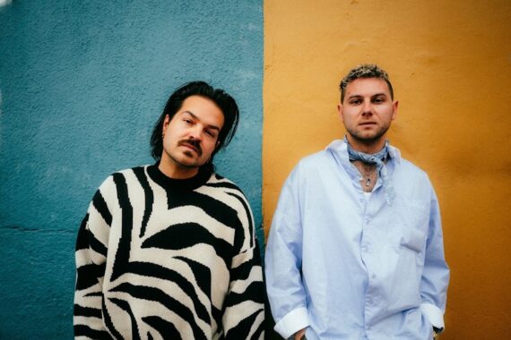 Milky Chance "Naked and Alive" © Anthony Molina