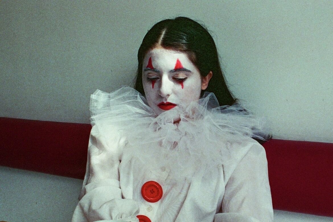 Sofia Wolfson 'Imposing on a Hometown'