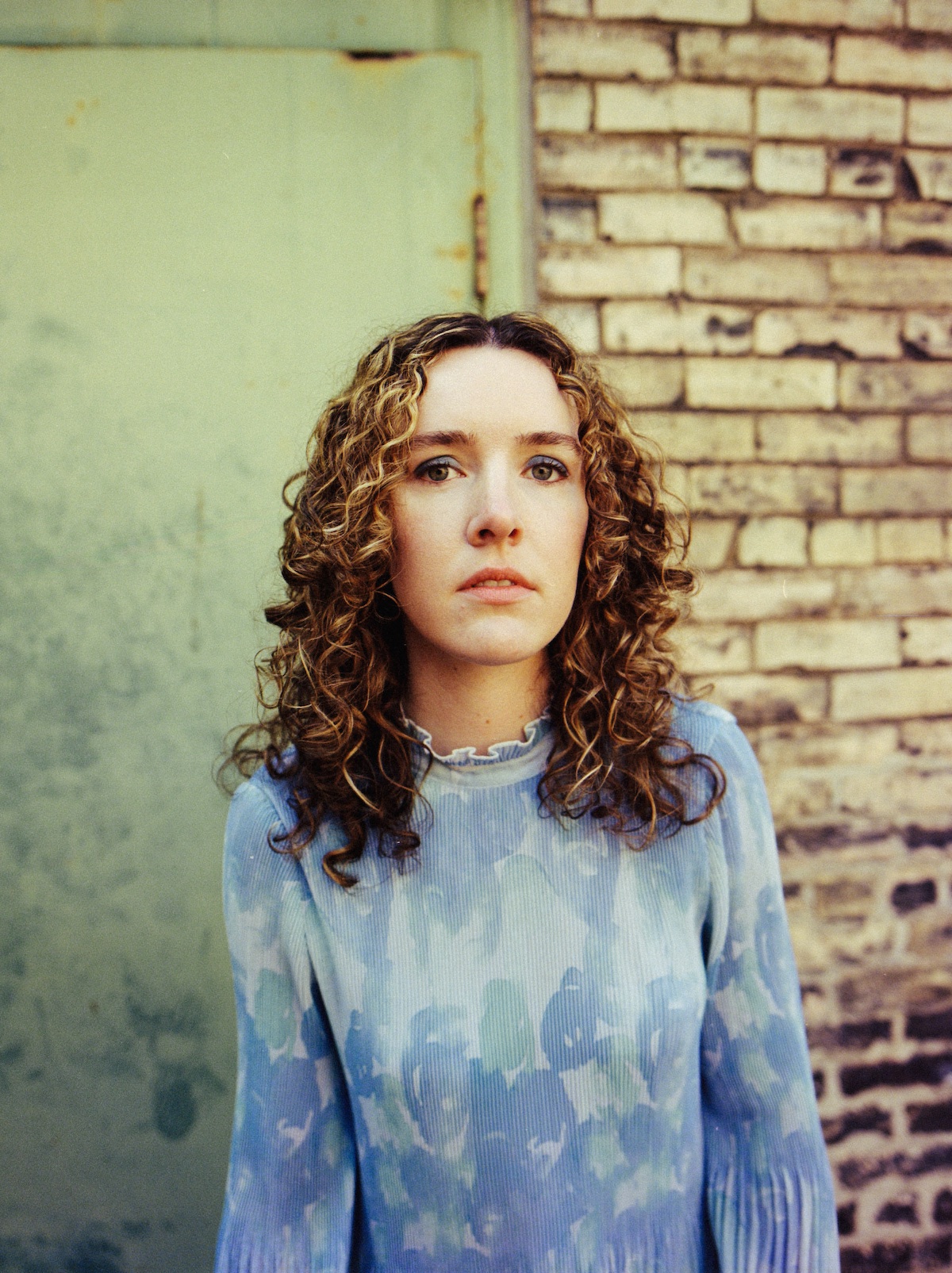 Julia Logan "Mirrors" © Olof Grind