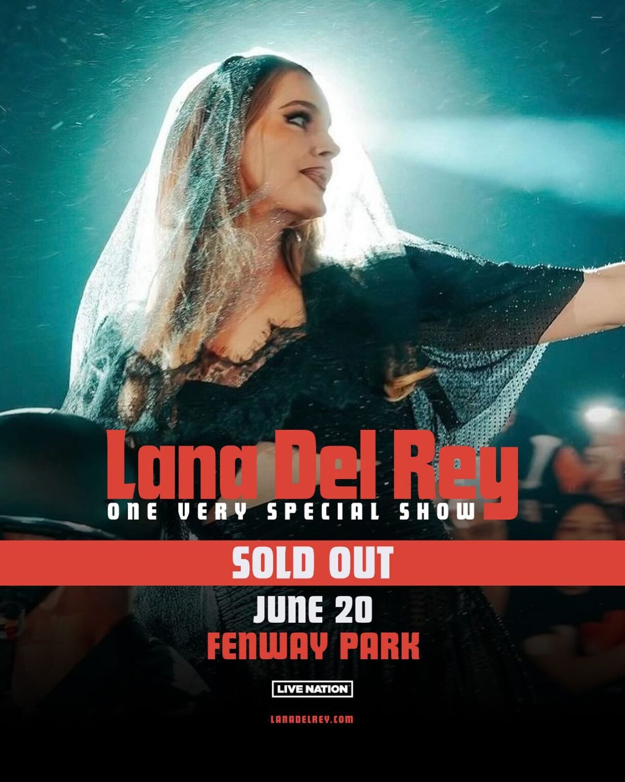 Lana Del Rey’s One Special Night at Fenway Park Was Full of Heat, Rain