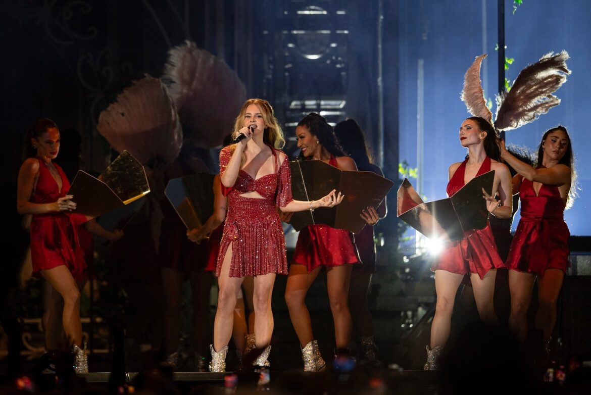 Lana Del Rey’s One Special Night at Fenway Park Was Full of Heat, Rain