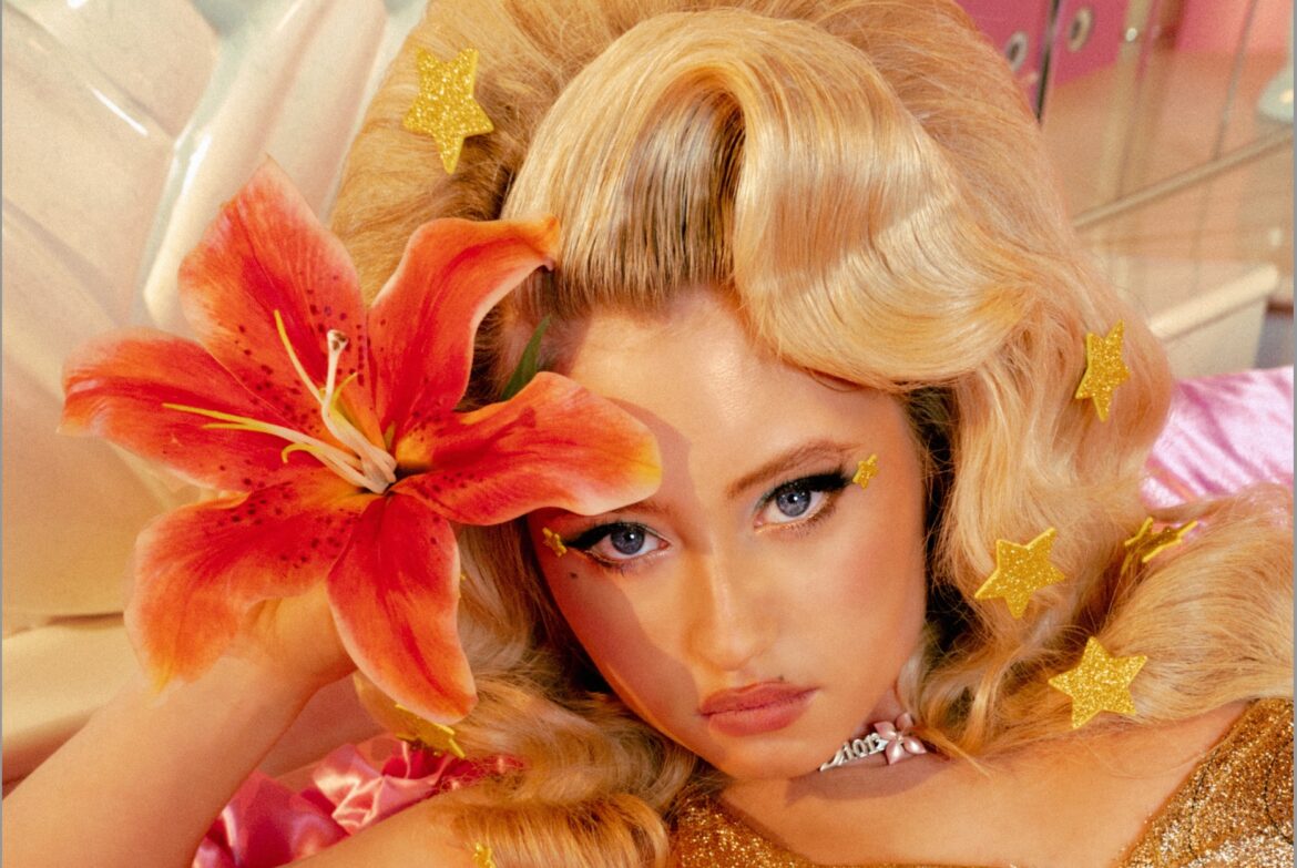 Remy Bond "Summer Song" © Kirt Barnett