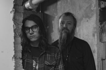 OMBIIGIZI © Natasha Roberts