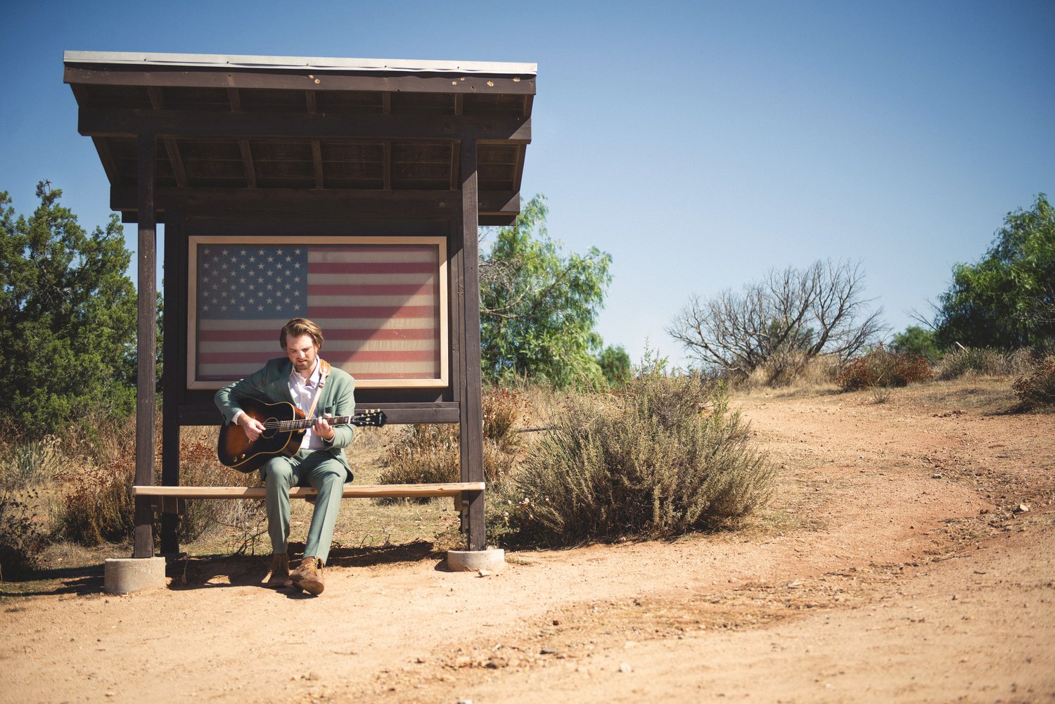 Pigeon Club's Wayne Whittaker © Magana