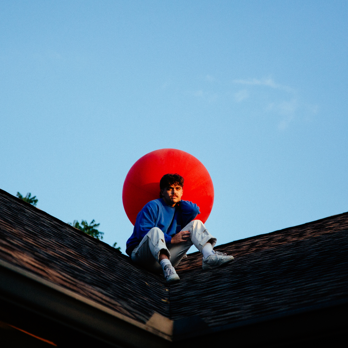 Ethansroom 'BIGGER LOVE' © Noah Tidmore