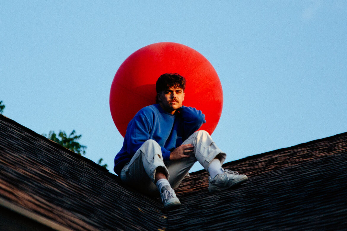 Ethansroom 'BIGGER LOVE' © Noah Tidmore