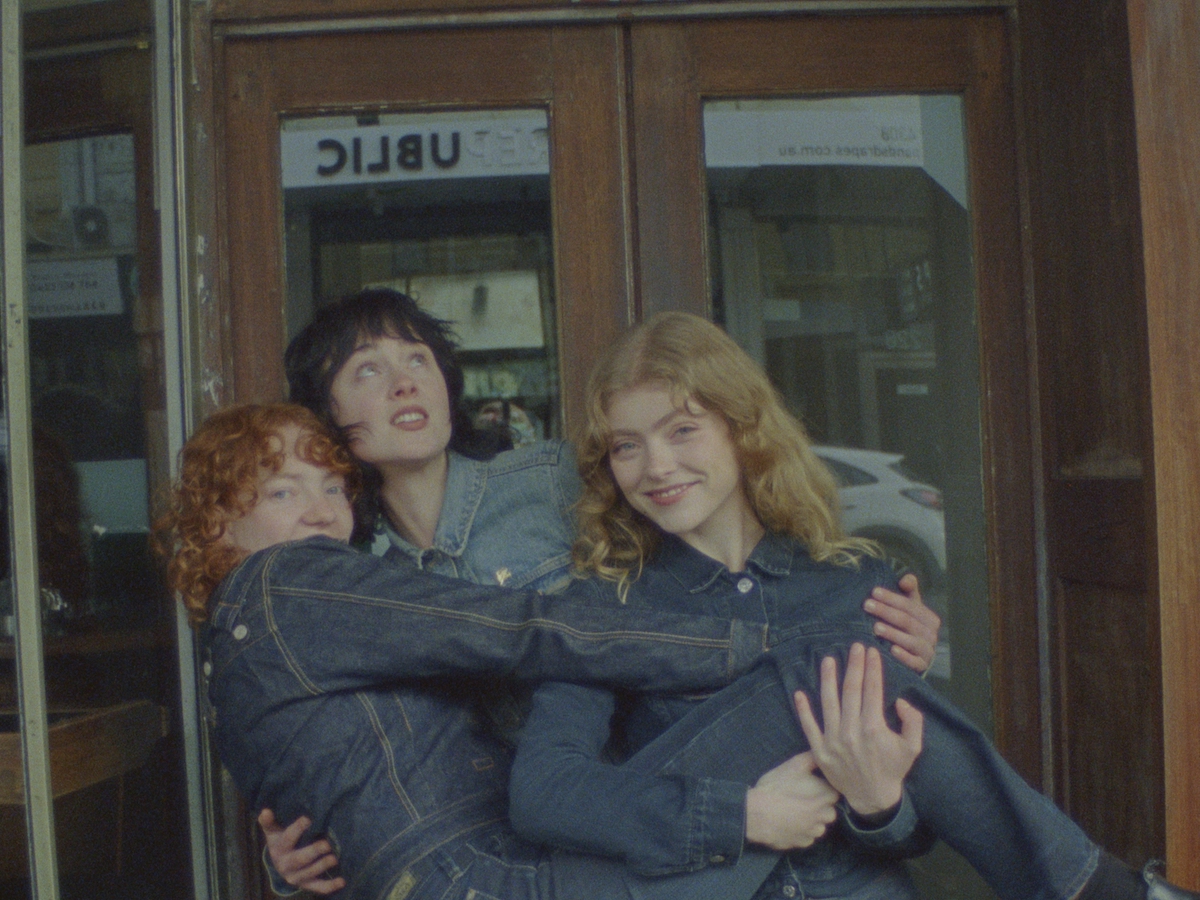 Folk Bitch Trio © Bridgette Winten