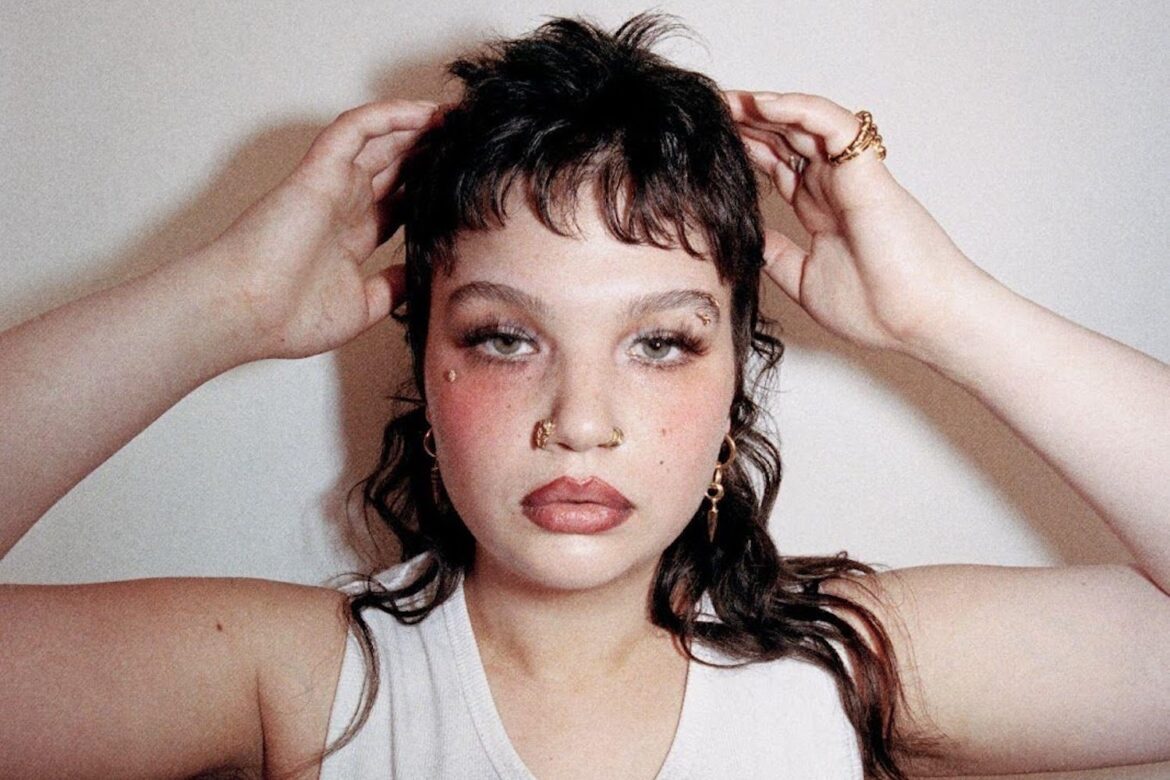 Lola Young © Sophie Jones