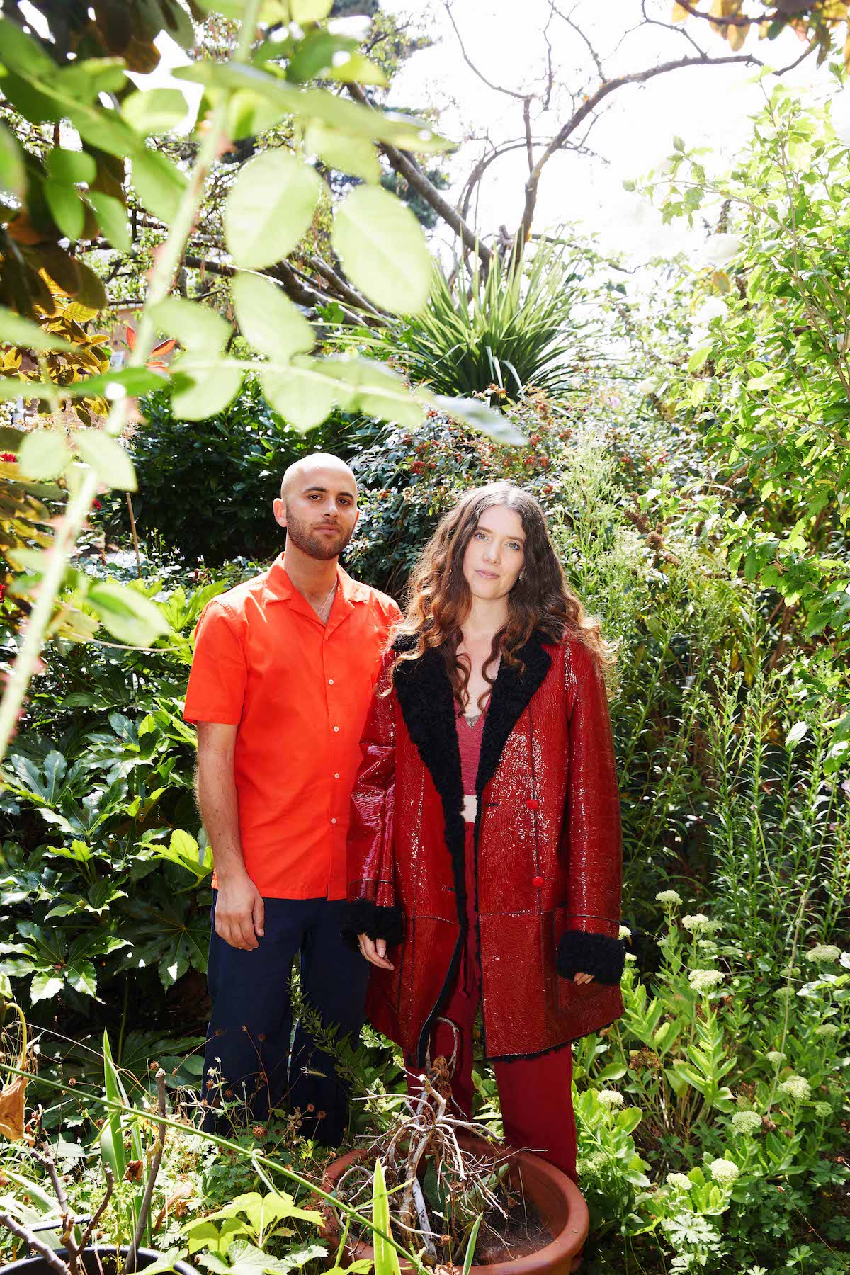 Carmody and Tal Janes are Oh My Sun © Rebecca Zephyr Thomas