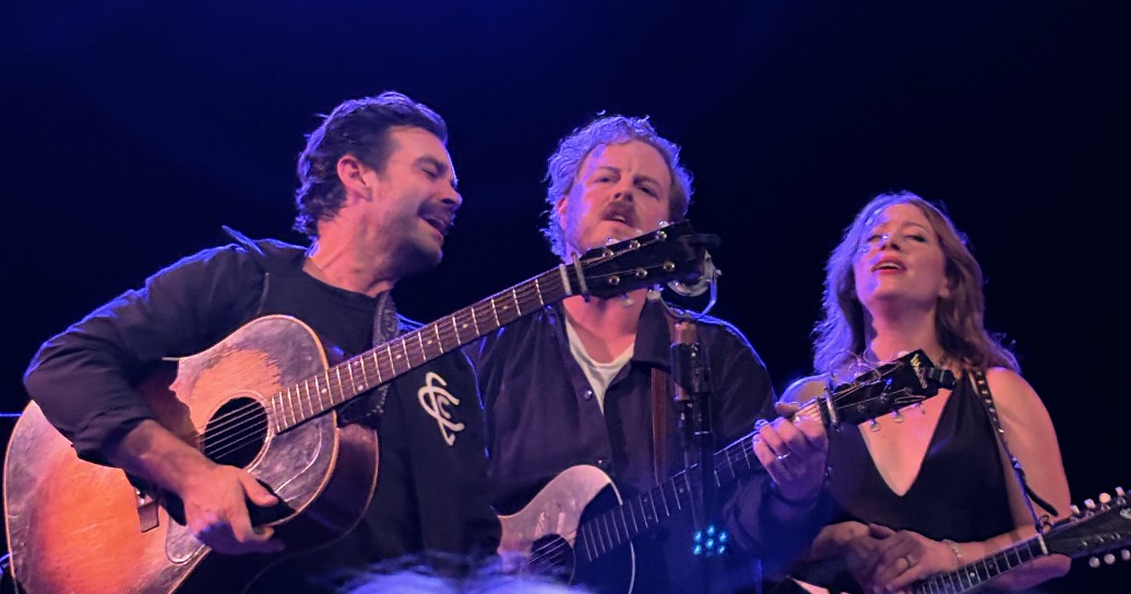 Harmonic trio in action © Aidan Moyer