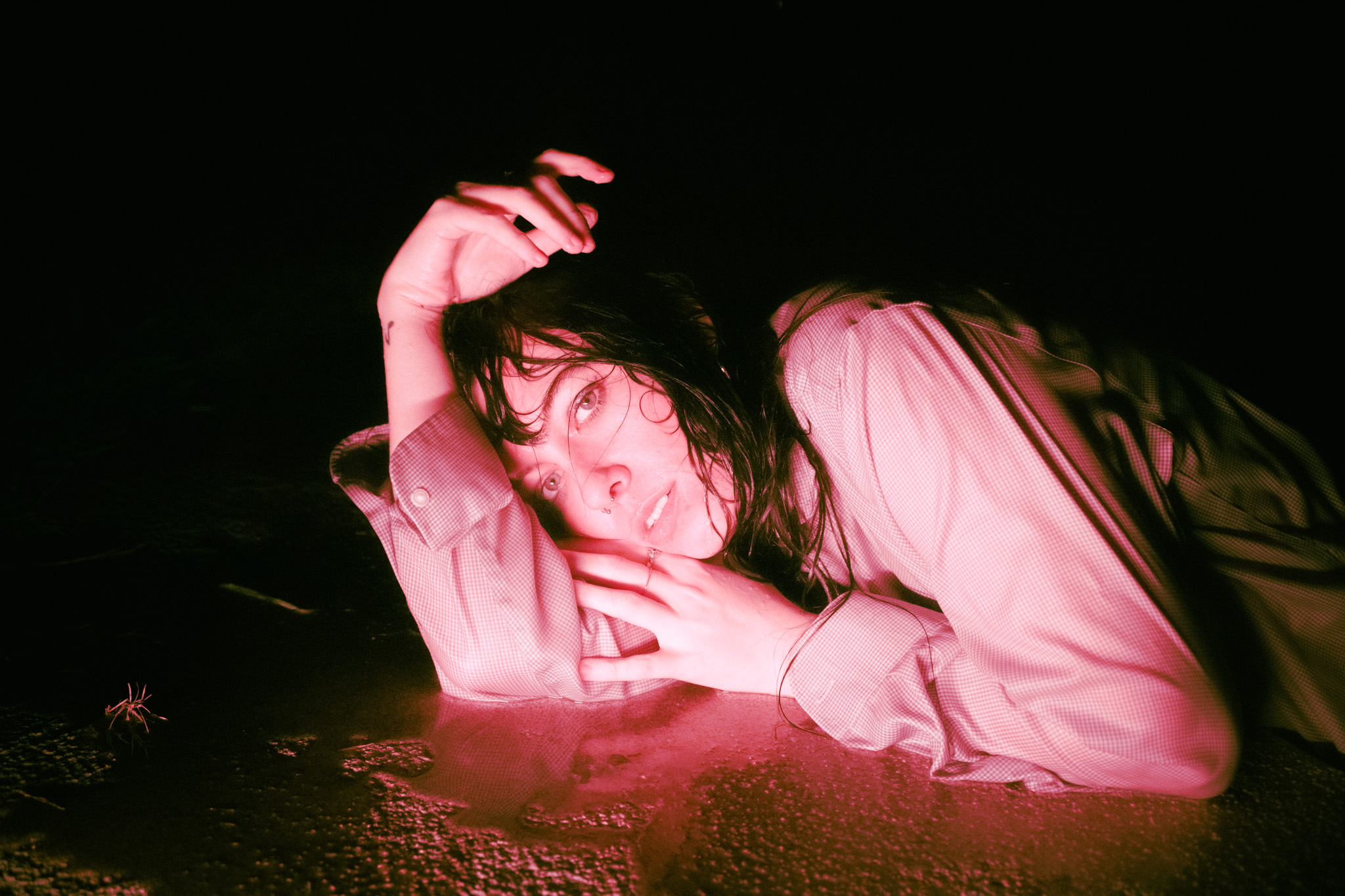 Bathe Alone © Lindsay Thomaston