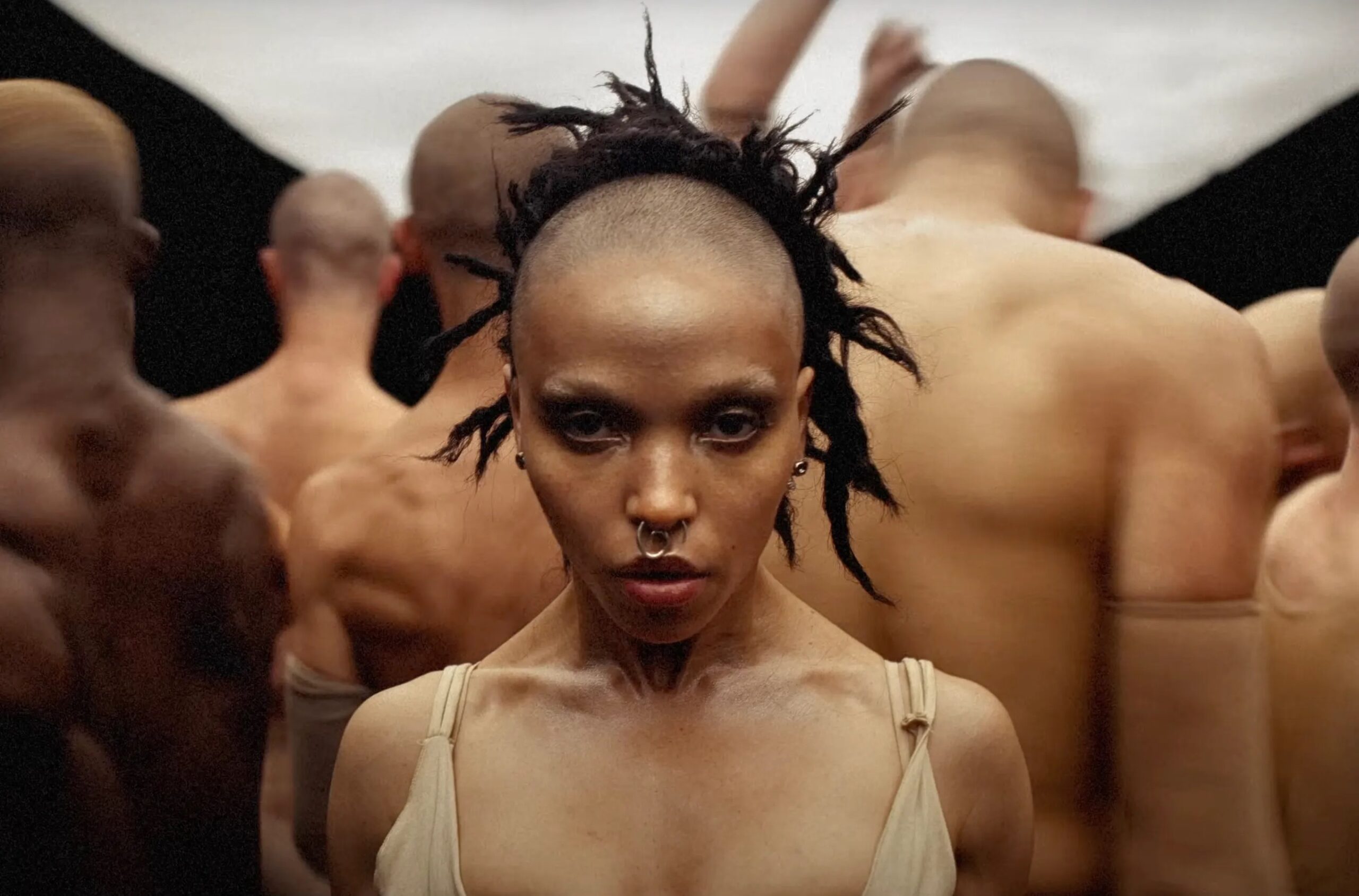 FKA twigs "Eusexua" © Jordan Hemingway