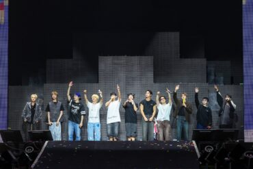 SEVENTEEN in San Diego © Courtesy of PLEDIS Entertainment