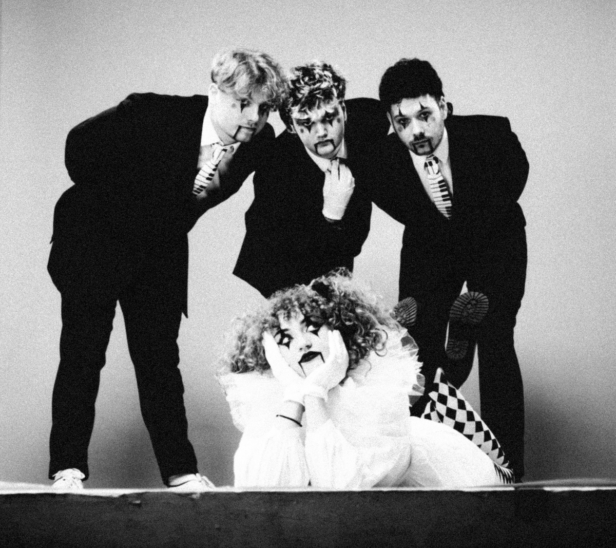 She's in Parties © Polocho