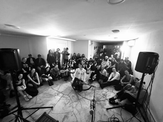 Anna Shoemaker at the PRIV.Y Pop-Up © Noah Berghammer