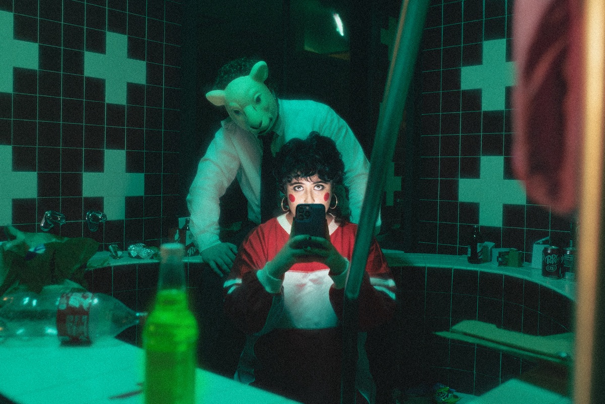 Fake Dad "ON/OFF" © Cassie Claire Howell