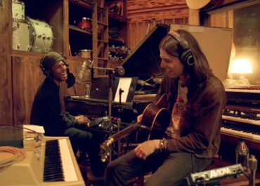 James Bay and Jon Batiste © David O'Donohue