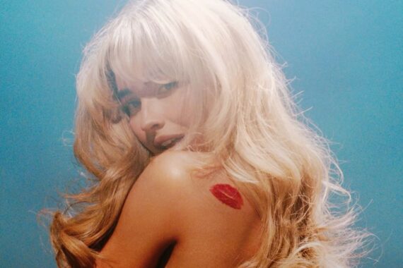 Short n’ Sweet (Deluxe) - Sabrina Carpenter