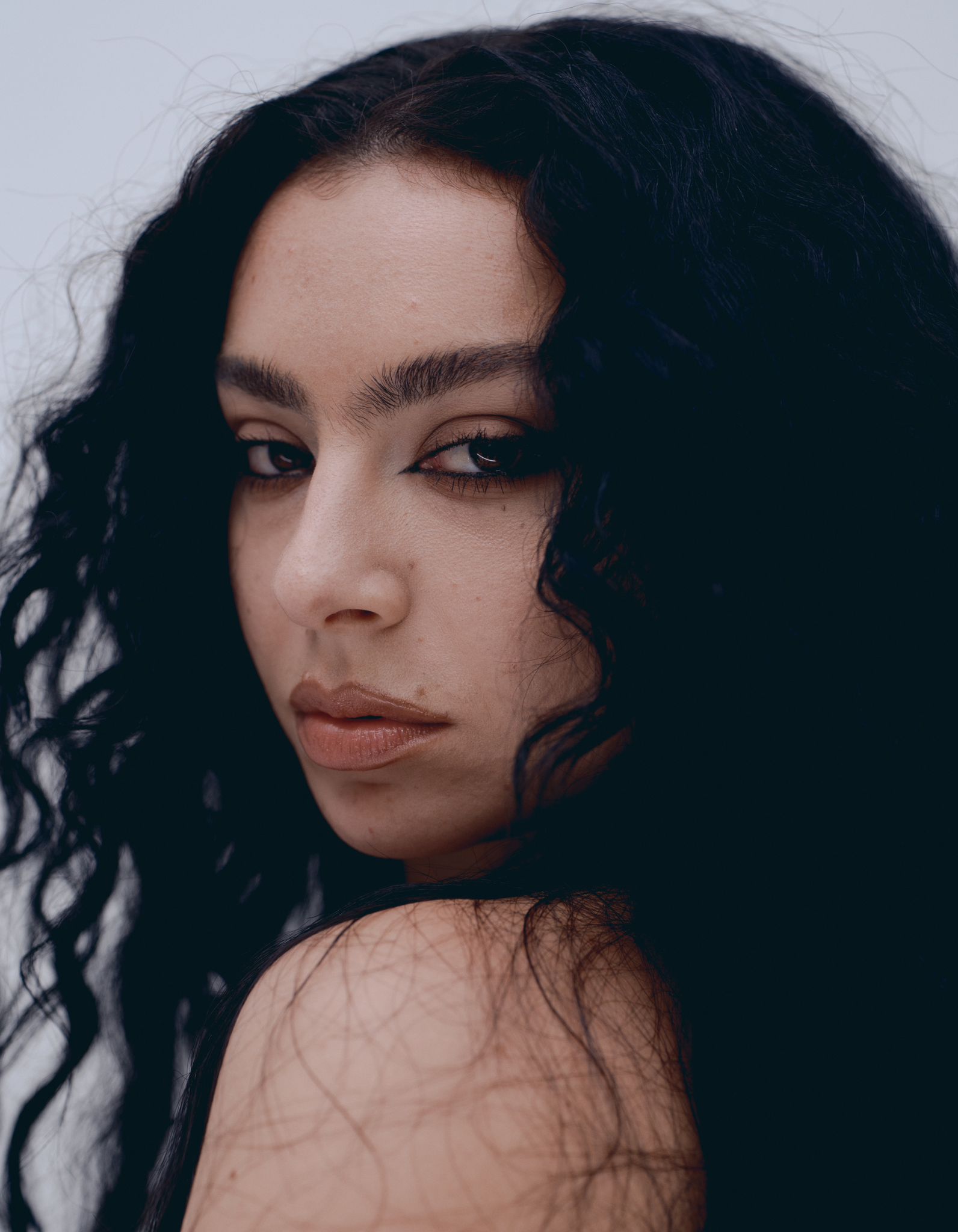 Charli xcx © Stolen Besos