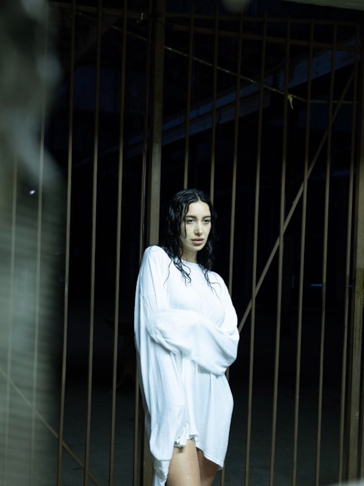 Julia Wolf 'PRESSURE' © Angelo Kritikos