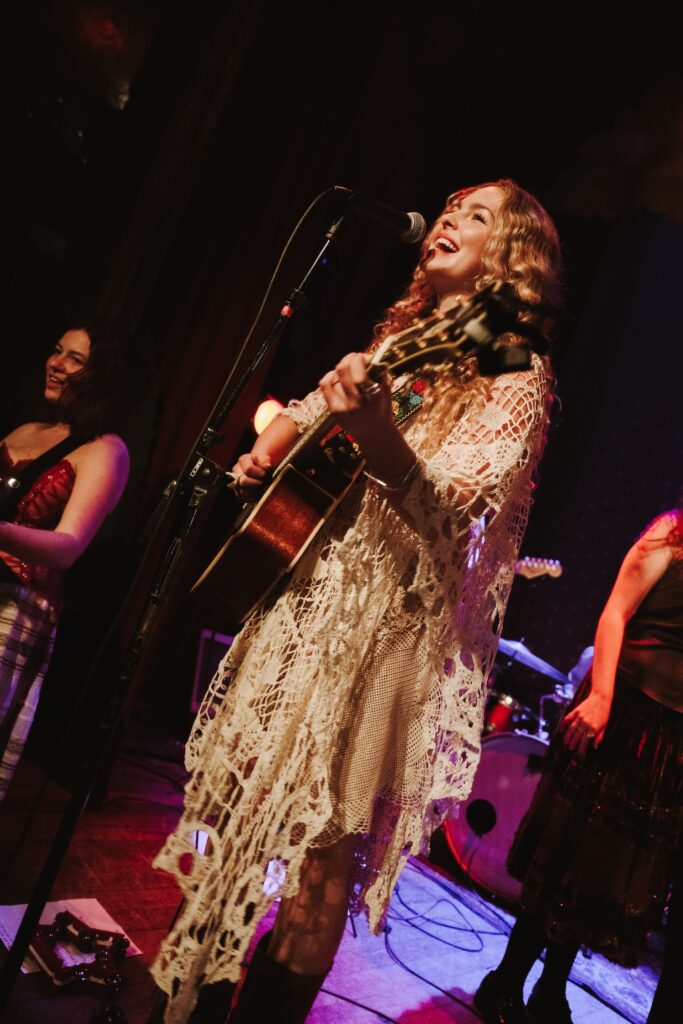 Rose Paradise © Noah Berghammer