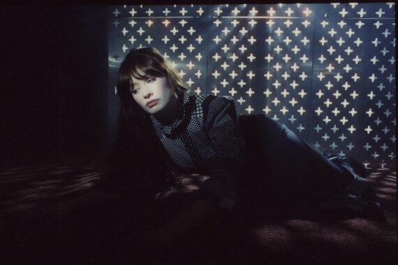 Alexandra Savior © Angela Ricciardi