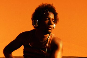 Cautious Clay © Travys Owen