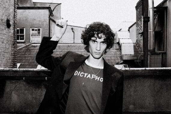 sombr "we never dated" © 2025