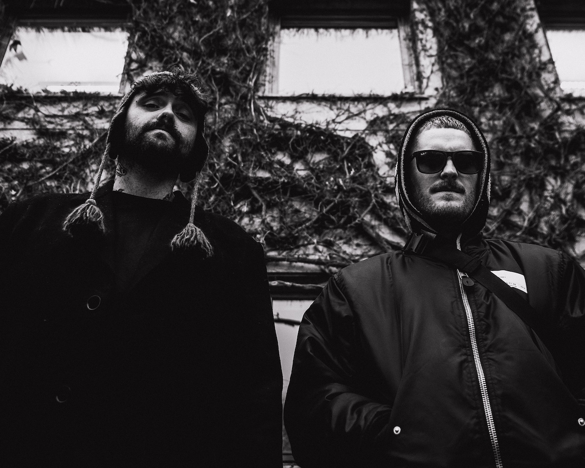 BIG SPECIAL © Isaac Watson