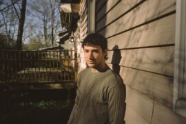 Jeremy Zucker "Garden State" © Hunter Moreno