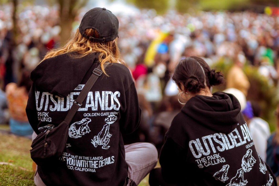 2025’s Outside Lands brought approximately 75,000 people per day, generating over $70 million for the San Francisco economy. © Alive Coverage