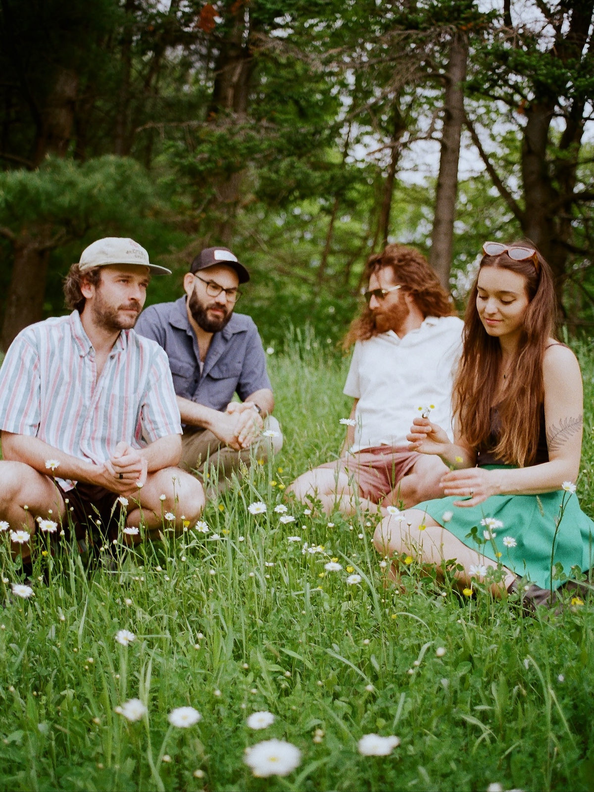 Coral Moons "Apartment" © Amber Layton