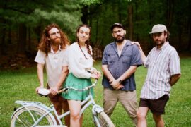 Coral Moons "Apartment" © Amber Layton