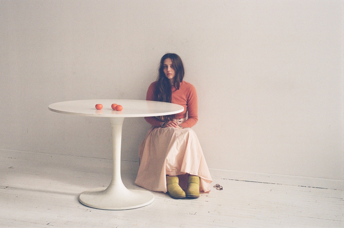 runo plum "Lemon Garland" © Alexa Viscius